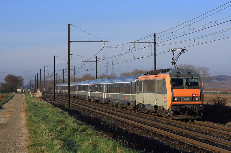 BB 26139(1).JPG